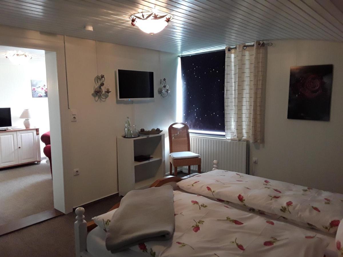 Moeven-kieker 3*